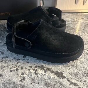 UGG GOLDENSTAR CLOG BLACK SLIDE SLIP ON PLATFORM CLOG SANDAL US 7.5
